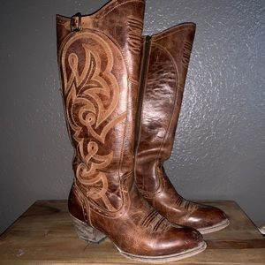 Arita tall riding boot